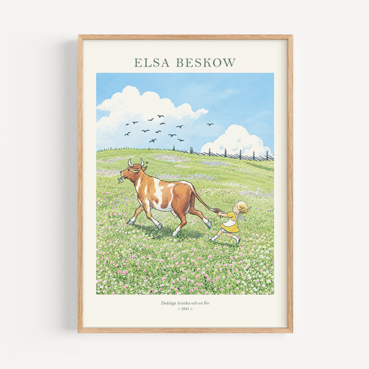 Duktiga Annika och en Ko by Elsa Beskow Poster